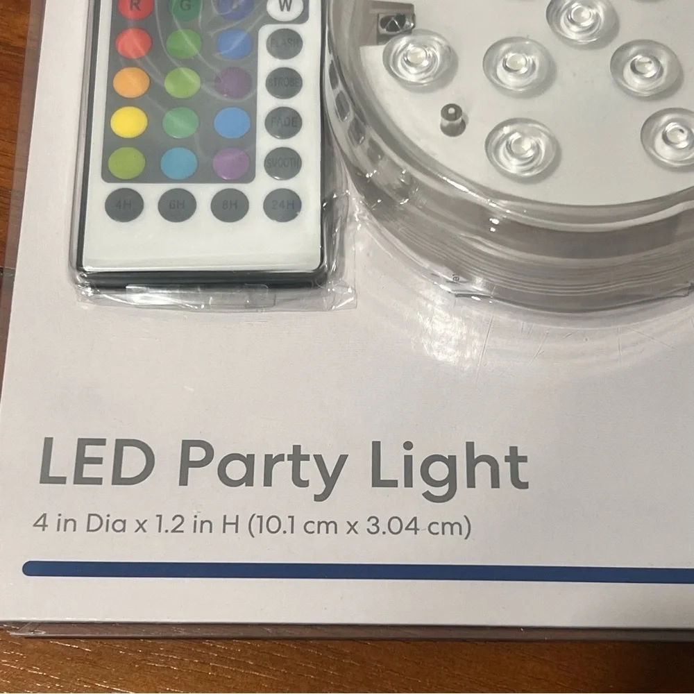 SIMPLY ESSENTIAL LED Waterproof Remote Controlled Party Light